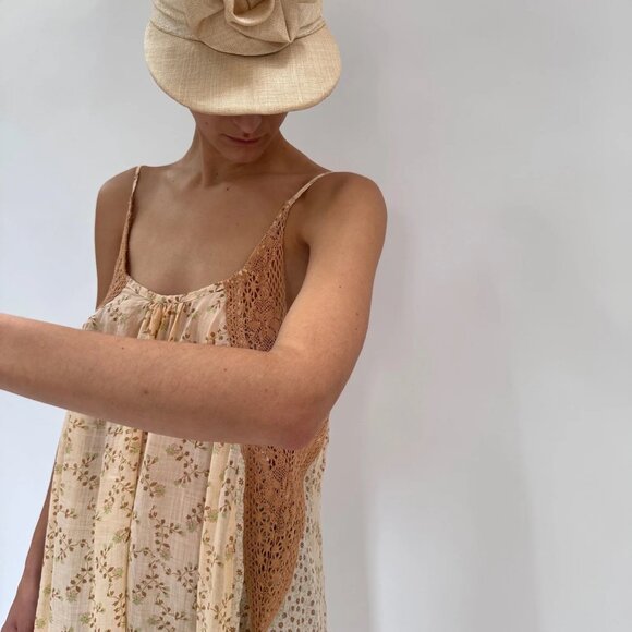 Yvonne S Midi Trapeze Dress 100% Linen Lace Trim Ditzy Floral Print Medium NWOT - Picture 3 of 13